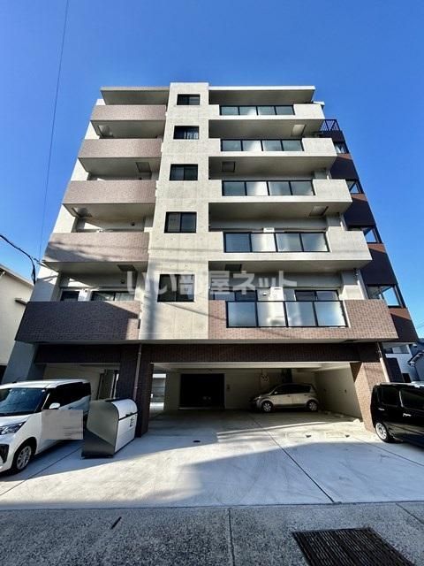 LA-CHIC草牟田の外観画像