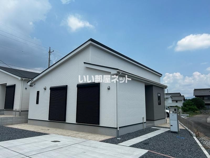 リナージュいなべ市北勢町垣内01の外観画像