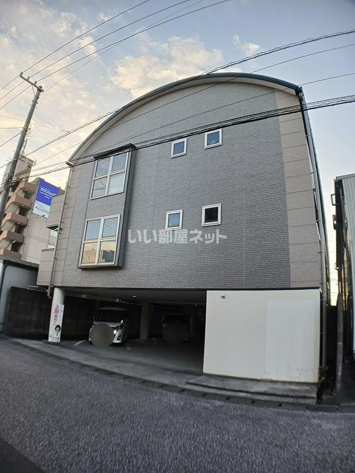 貳室邸マンションの外観画像