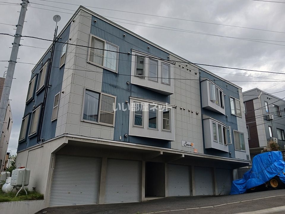 ソティーヌ(栄通)の外観画像