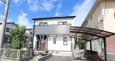 キャトル・セゾンの外観画像