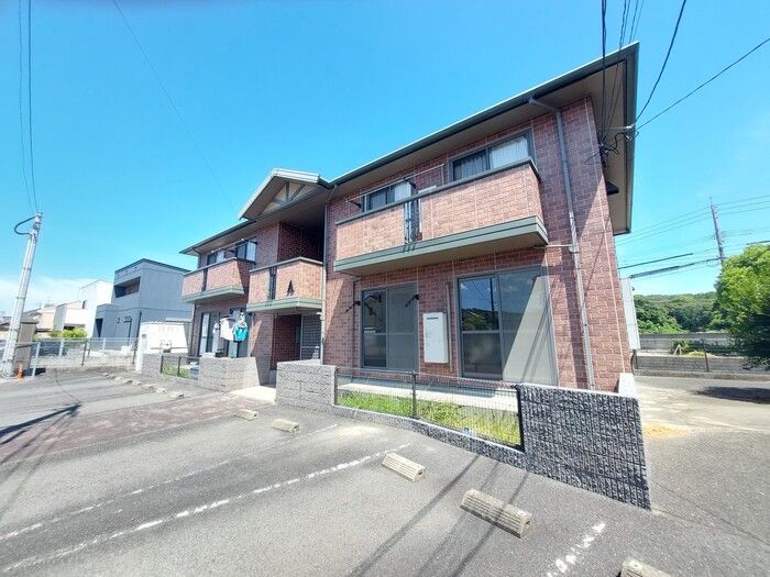 リビングタウン浅川 A棟の外観画像