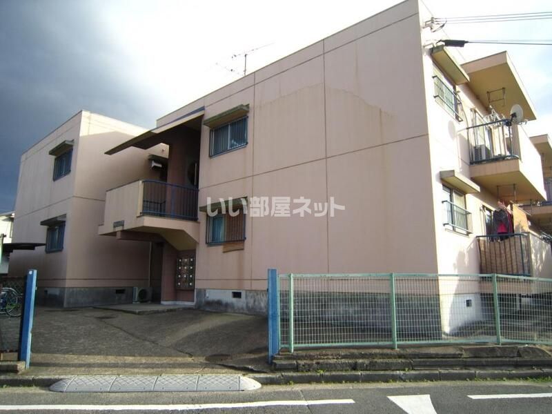 幸生マンションの外観画像