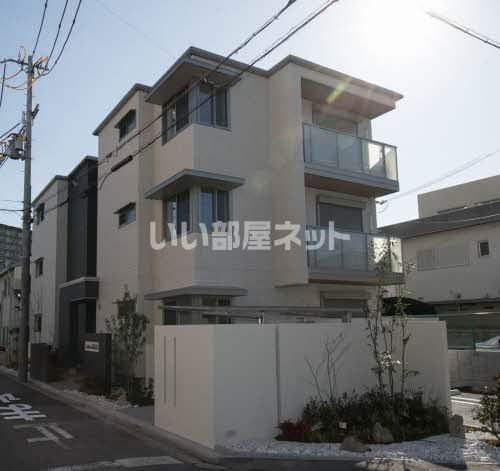 シャーメゾン マリンの外観画像