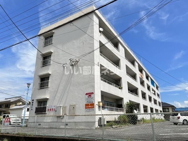 雅泉荘ビルの外観画像