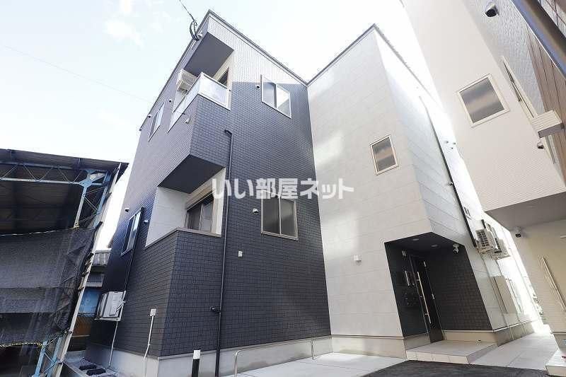 Adelina小郡駅前の外観画像