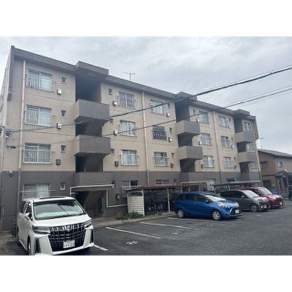 マンションアリスAの外観画像