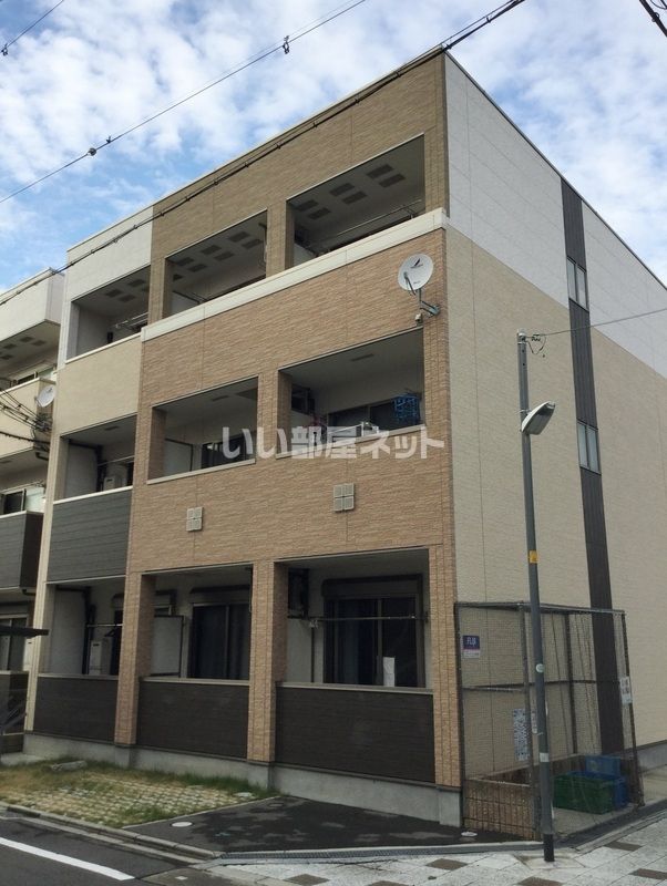 フジパレス吹田ウエストⅤ番館の外観画像