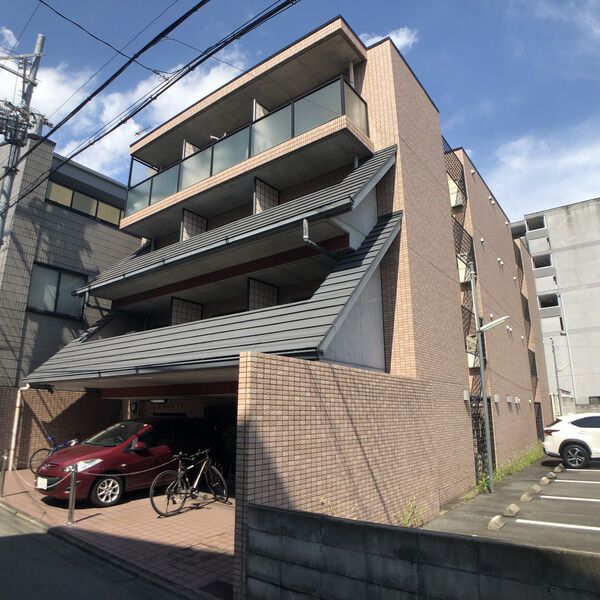 プライム室町の外観画像