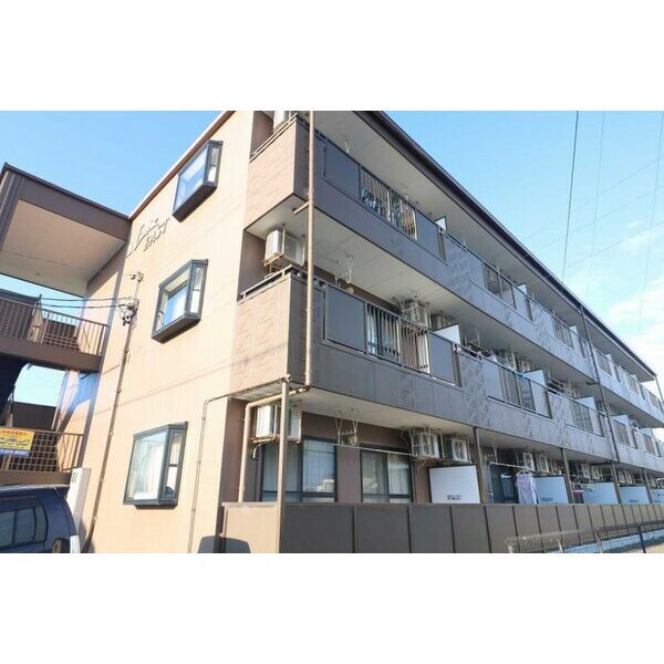 Limpia EASTの外観画像