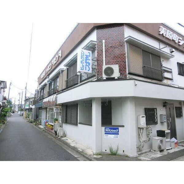 スリーウッド美原町の外観画像