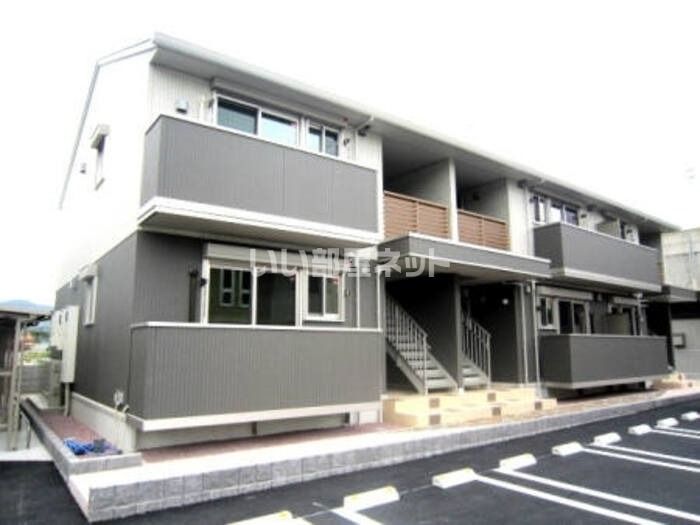 ヴィルヌーブ伍番街 B棟の外観画像