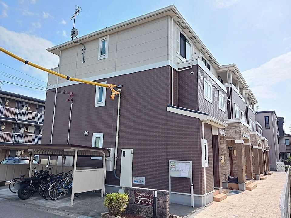 アリアンス・Wの外観画像