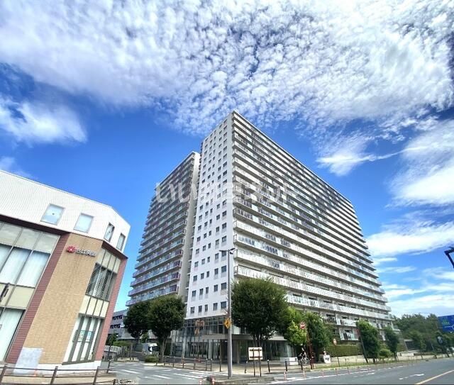 プラーサヴェールの外観画像