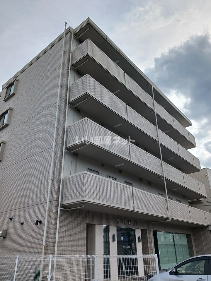 サンシャインヒルズの外観画像