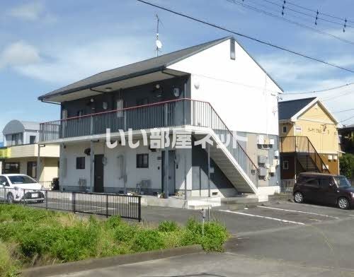 ストロベリーの外観画像