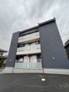 リブリ・ラピスカーサの外観画像