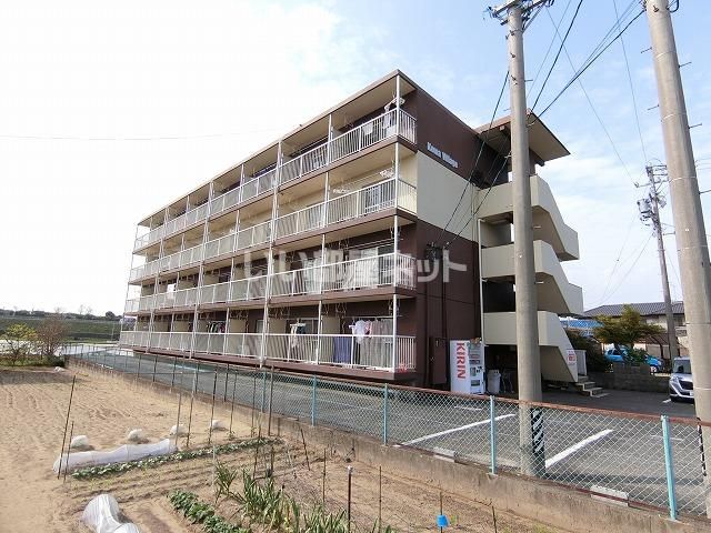 コマヴィレッジの外観画像