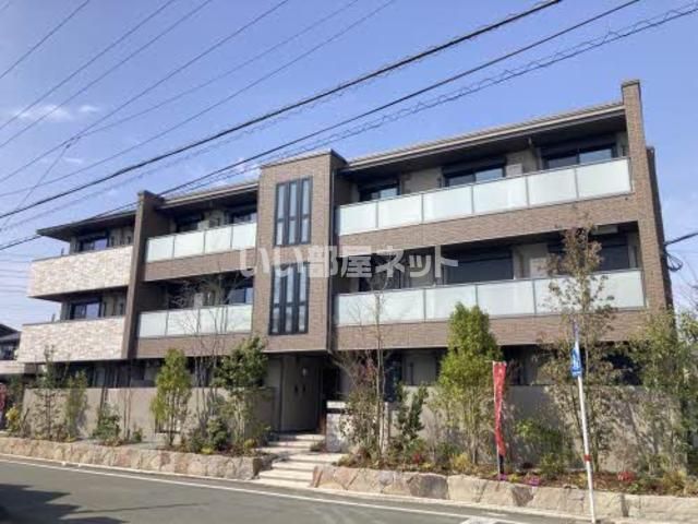 シャーメゾン湖東グランデの外観画像