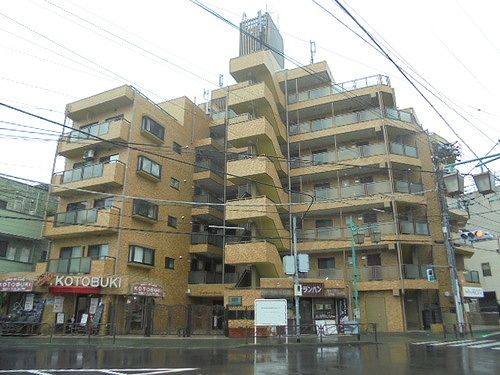 ライオンズマンション四つ木の外観画像