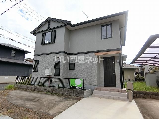 タカラ貸家津-02の外観画像