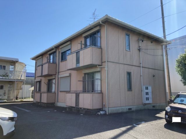 グランデージ・テンⅡの外観画像