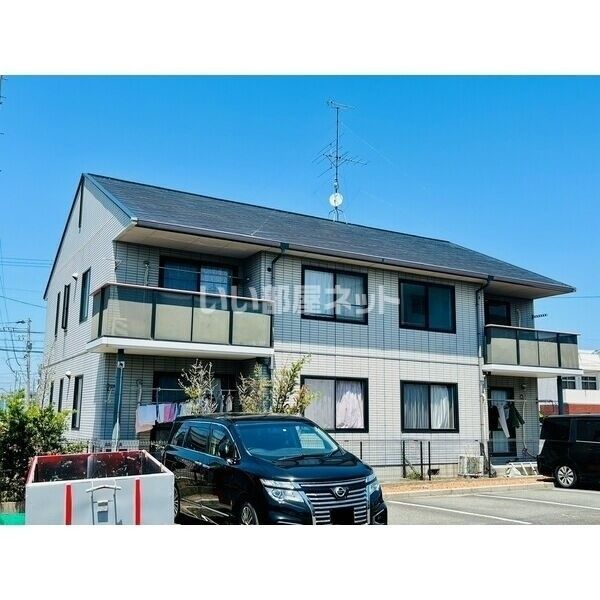 グランシャリオ A棟の外観画像