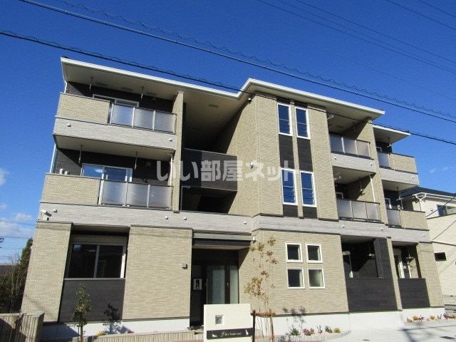 シャルマンの外観画像