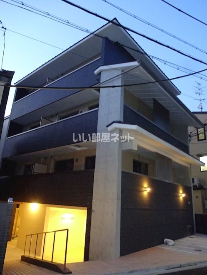 クレアーレ富小路の外観画像