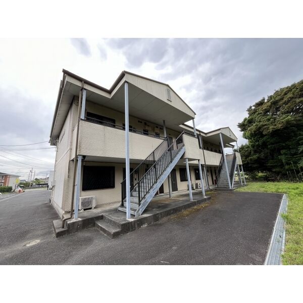 サープラス ヴィラージュBの外観画像