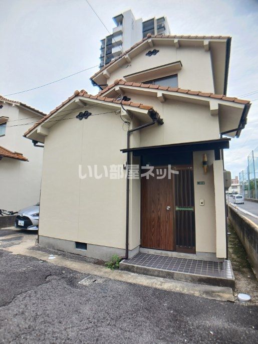 戸坂千足戸建ての外観画像