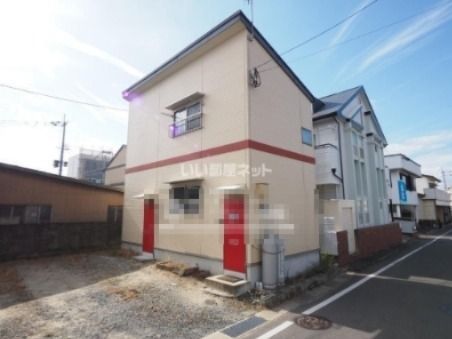 オートロワールの外観画像