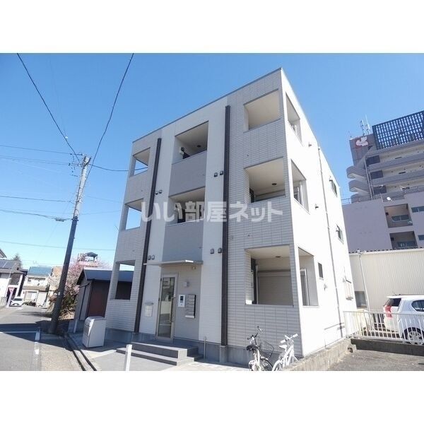 Seven season 八田の外観画像