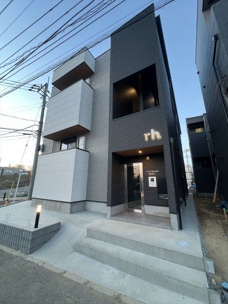 robot home 西大宮A(ロボットホームニシオオミヤエー)の外観画像