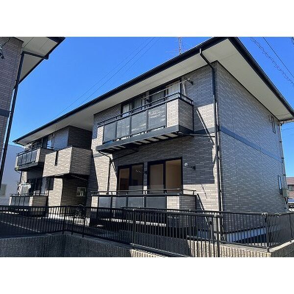 ヴォワール三和 A棟の外観画像