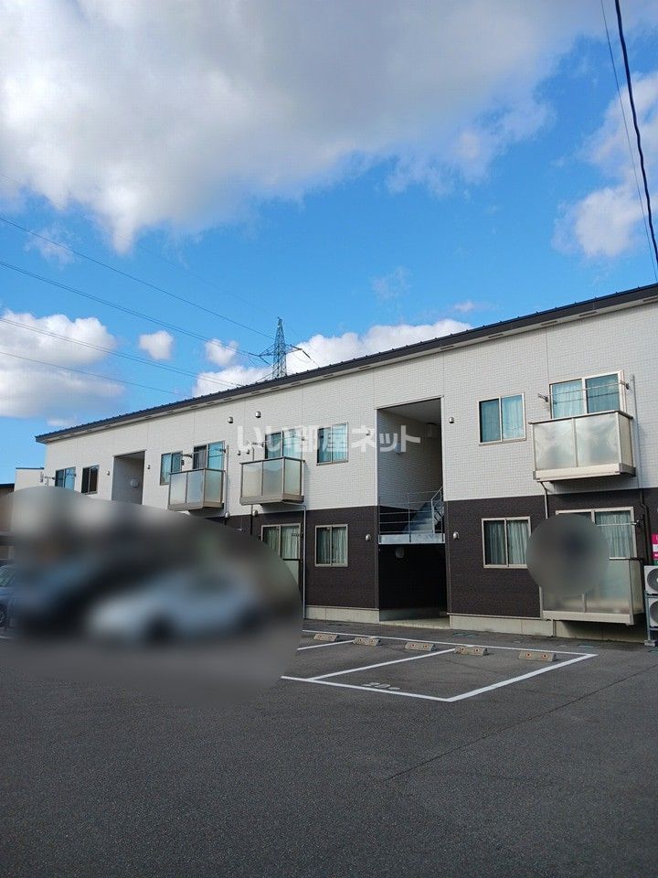 L collection横越中央B棟の外観画像