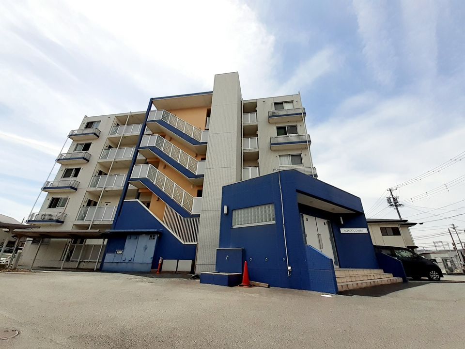 AQUA COURTの外観画像
