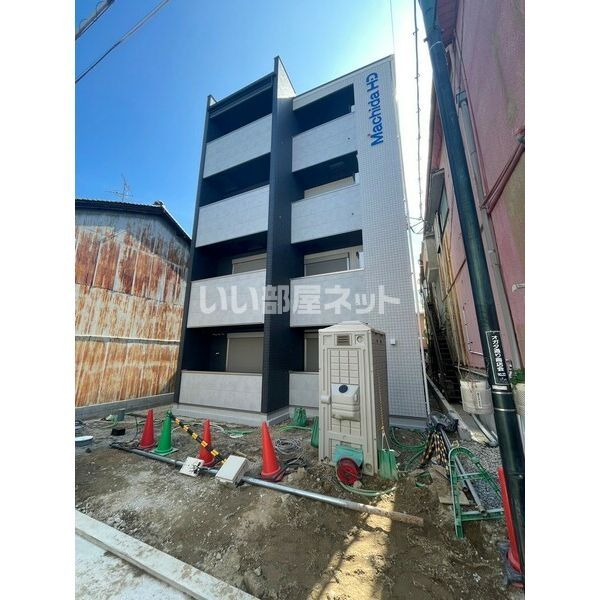 エヌエムキャトフヴァンドゥーズの外観画像