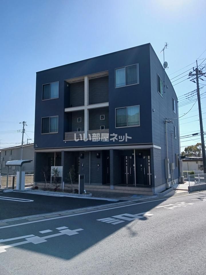 チェリー クローバーの外観画像