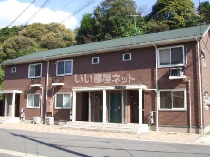 ロイヤルガーデン貝津Aの外観画像
