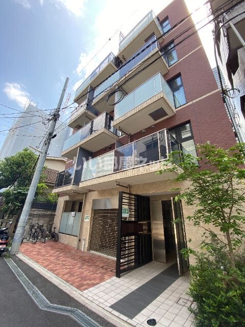 新宿御苑荘の外観画像