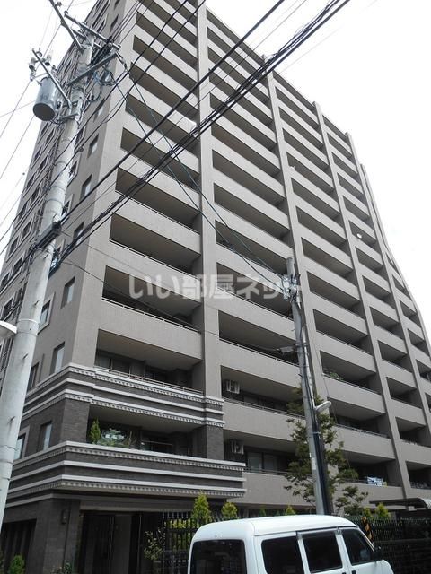 ナイスサンソレイユ小鶴新田の外観画像