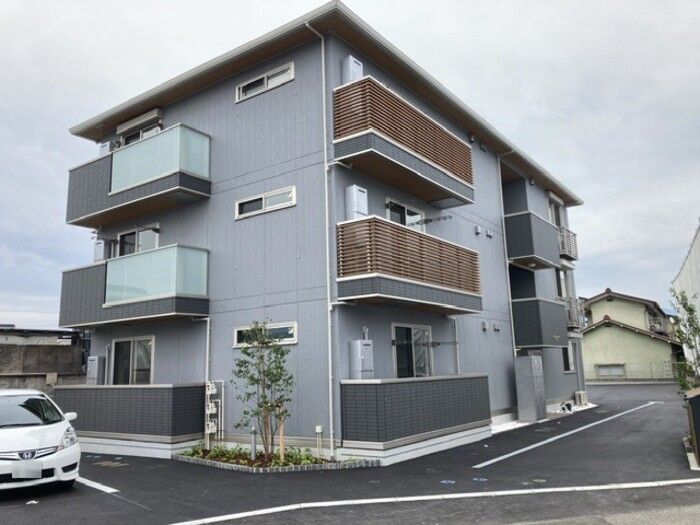 トリシア高田の外観画像