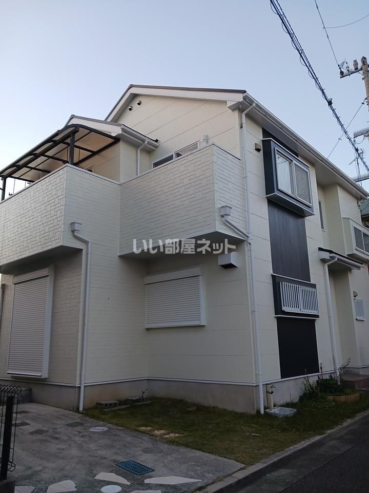 平岡町高畑戸建ての外観画像