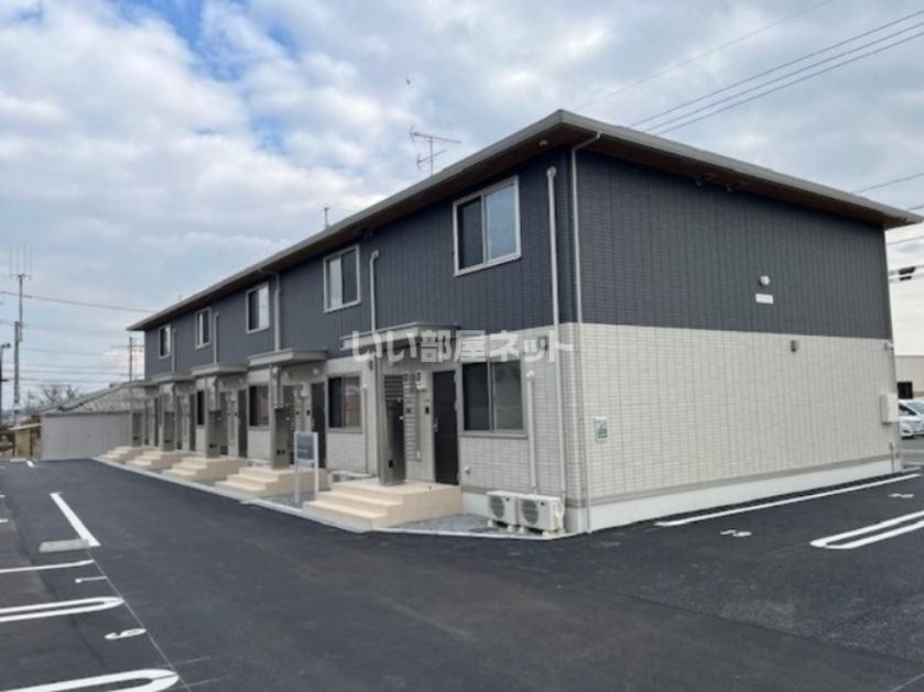 ロイヤルタウン上峰Cの外観画像