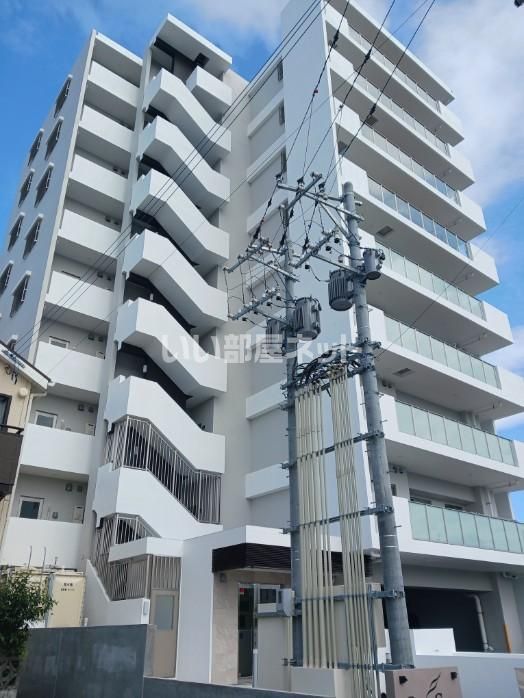 プレミアムコート古謝の外観画像