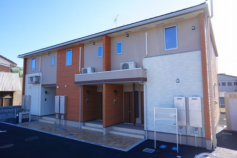 アジュール フォレストの外観画像