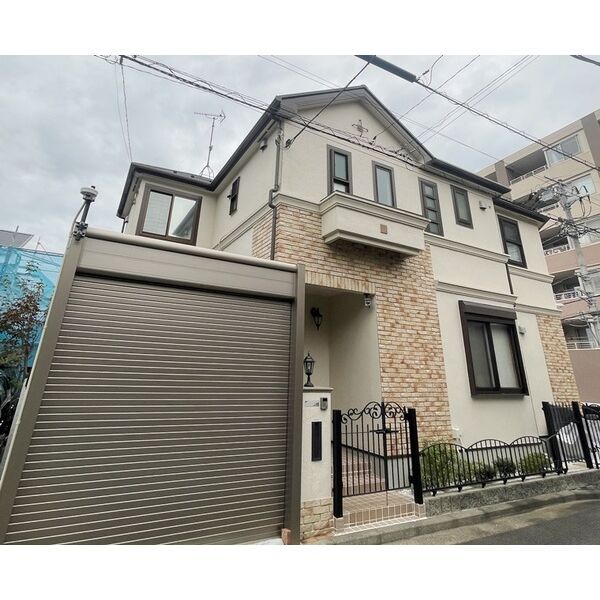 三ツ沢上町戸建の外観画像