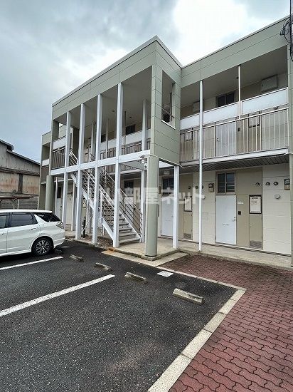 アベニール三沢の外観画像