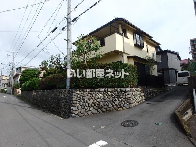 滝ノ上町貸家の外観画像